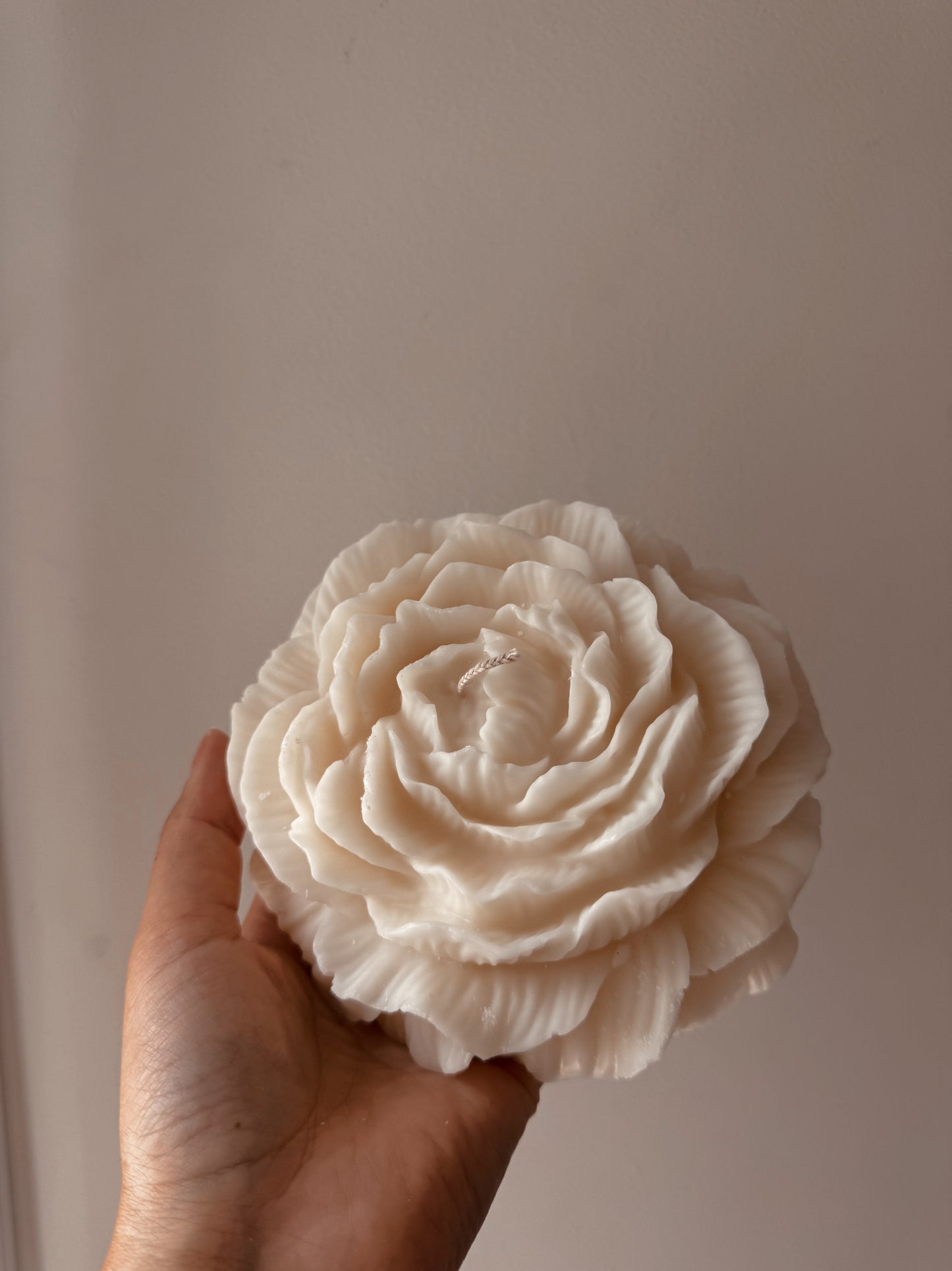Bougie énorme pivoine senteur Pivoine