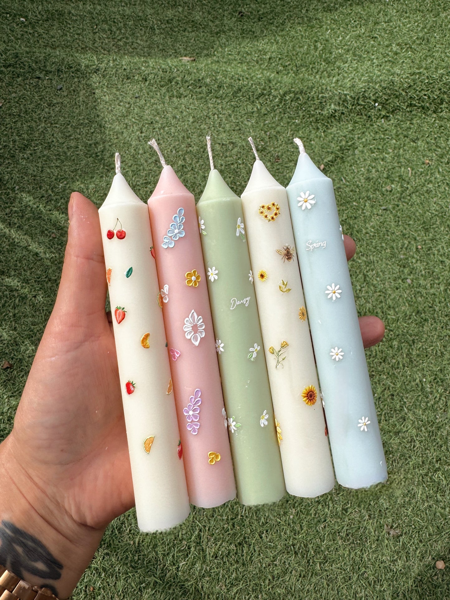 Chandelle Printemps coloré fait main en cire de colza