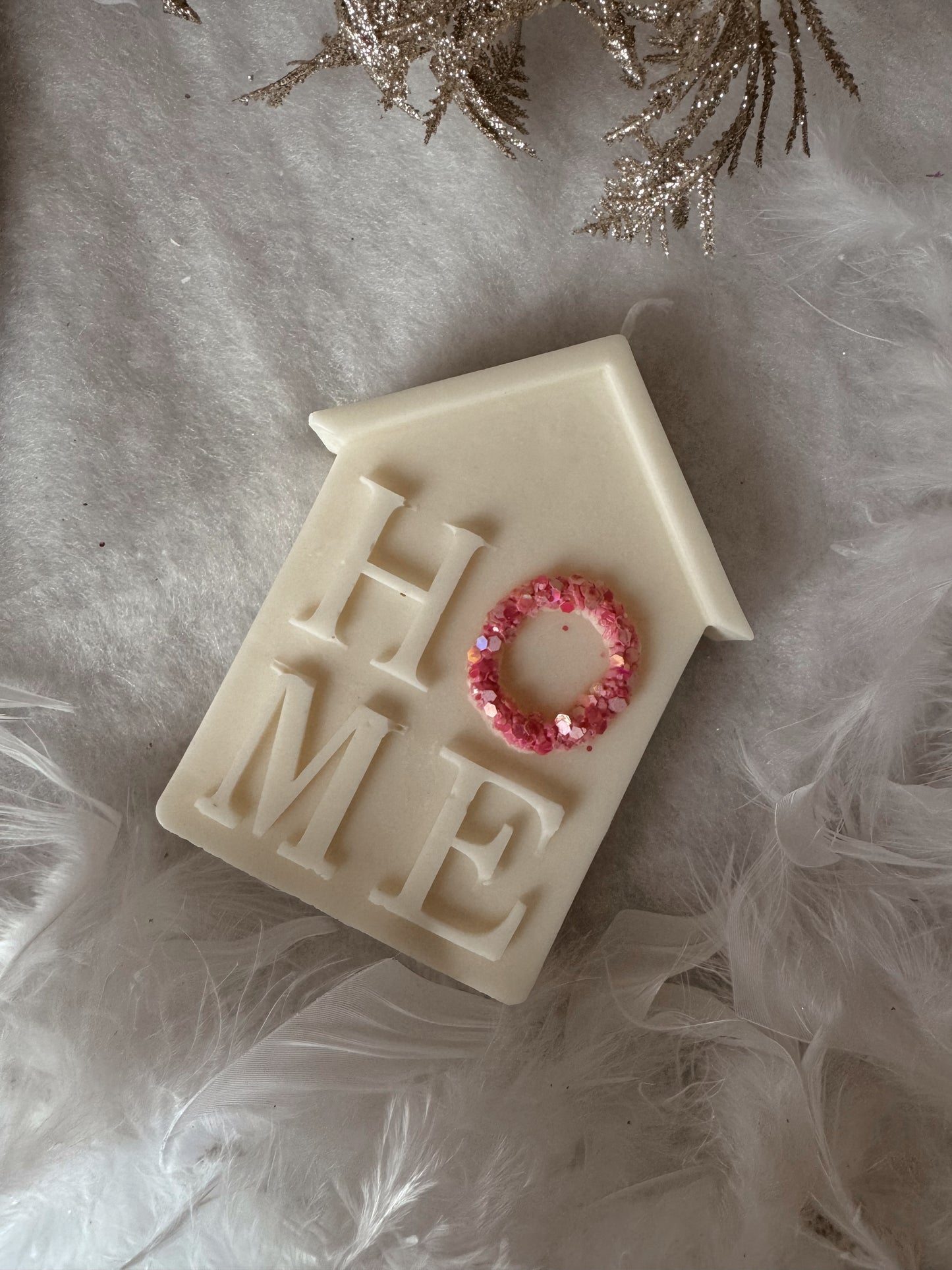 Bougie HOME paillettes coloris au choix parfum nougat crémeux
