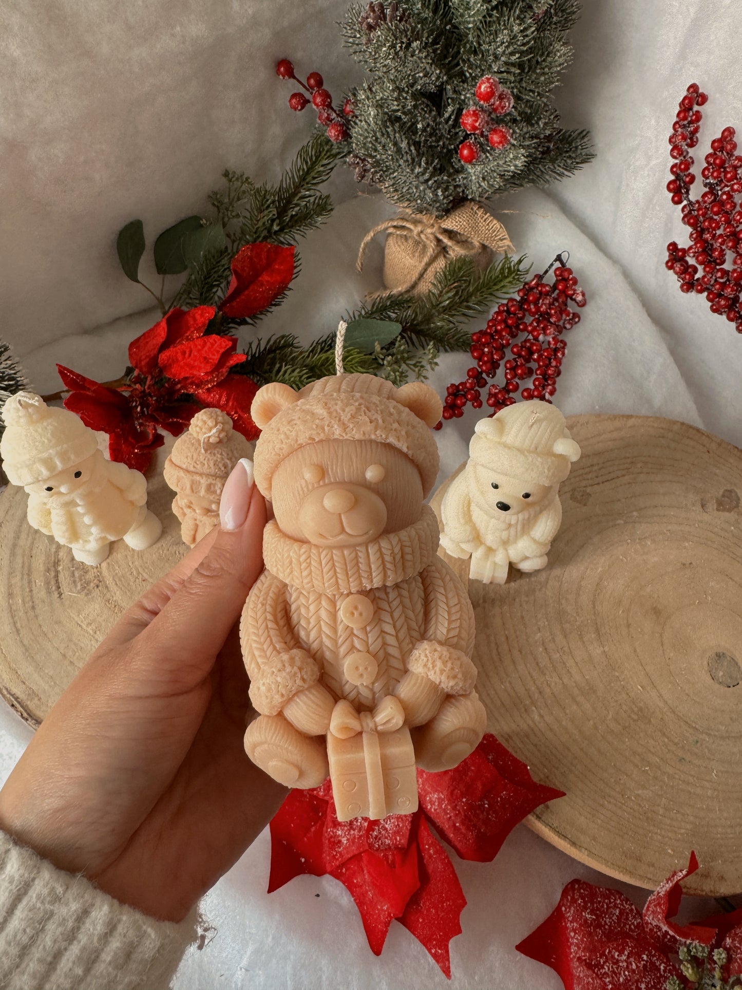 Bougie nounours tricot fait main en cire d’olive coloris au choix