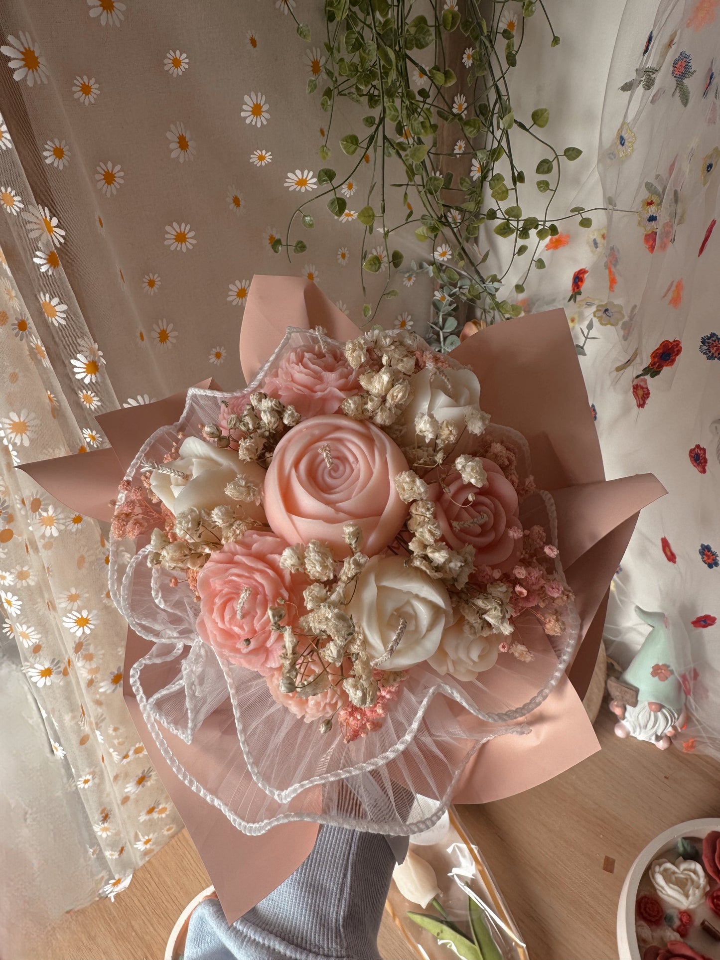 bouquet éternel edition « Bonne fête maman » parfum Rose explosive taille moyen