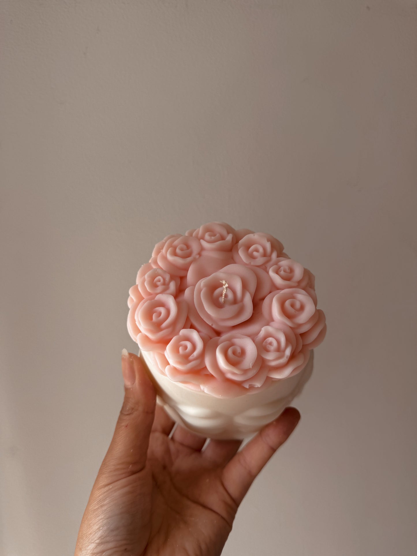 Bougie enorme sceau de roses senteur rose explosive
