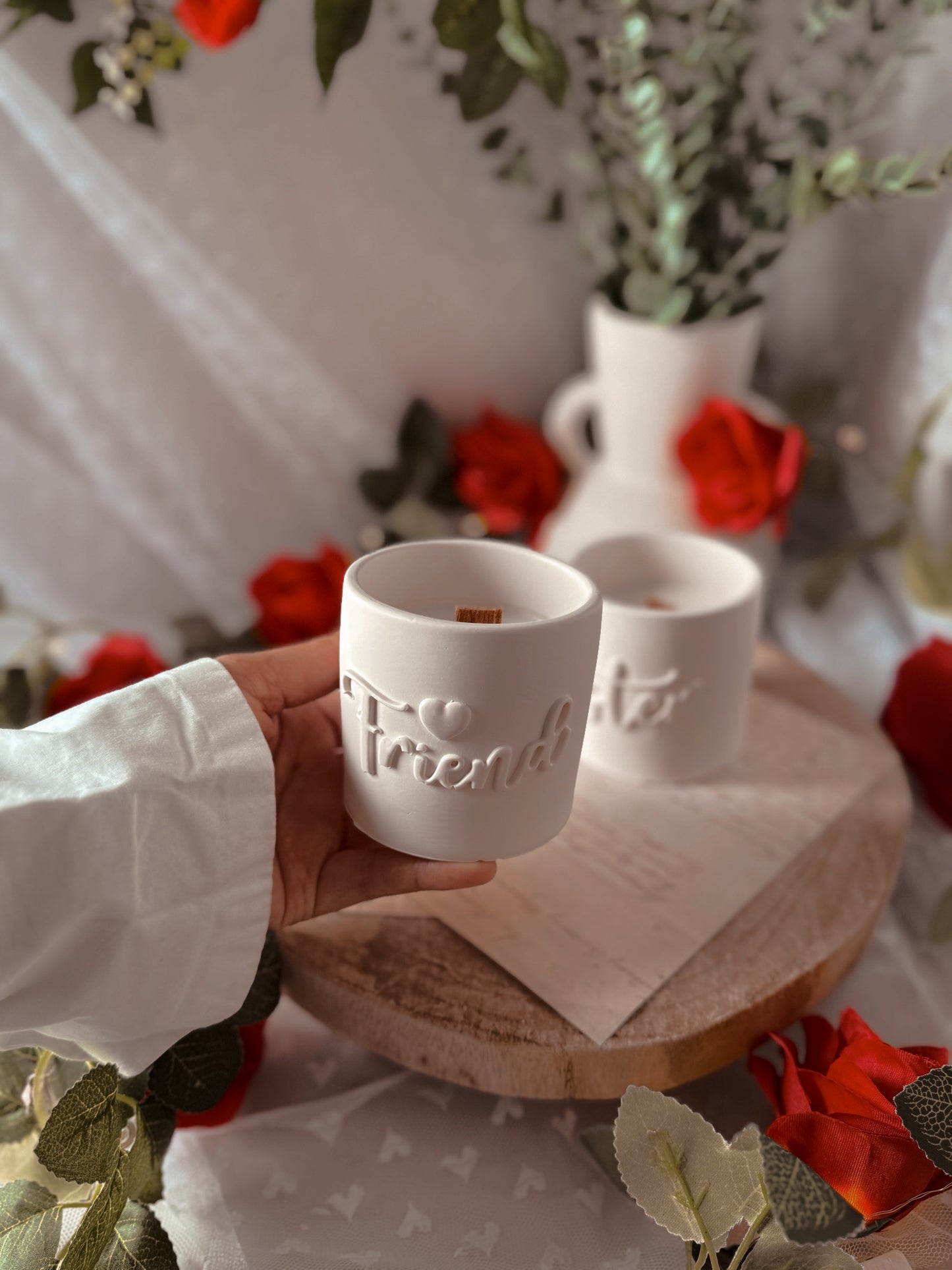 Bougie FRIEND pot fait main en jesmonite et cire de soja parfum au choix