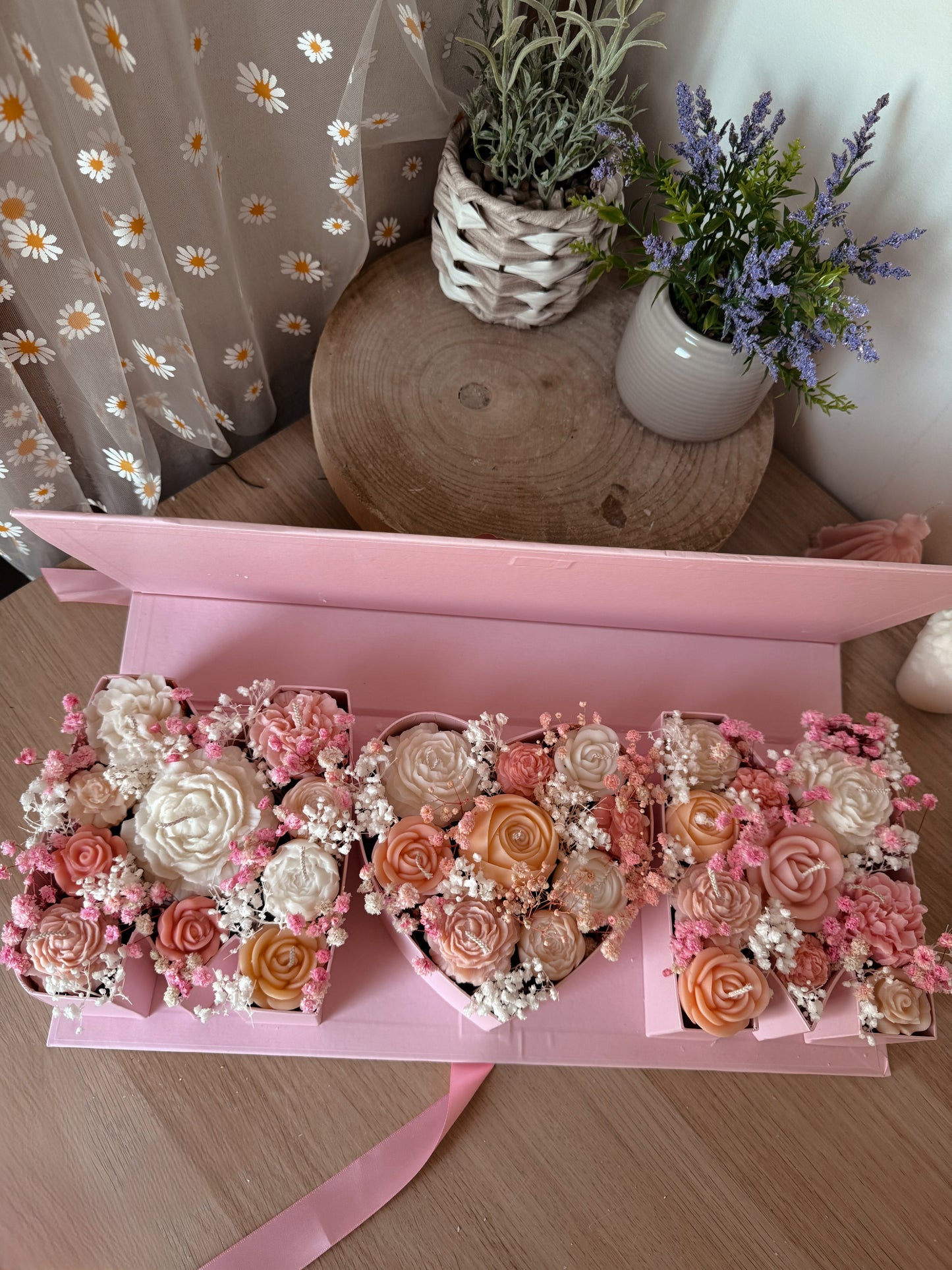Enorme coffret bouquet MOM parfum rose explosive