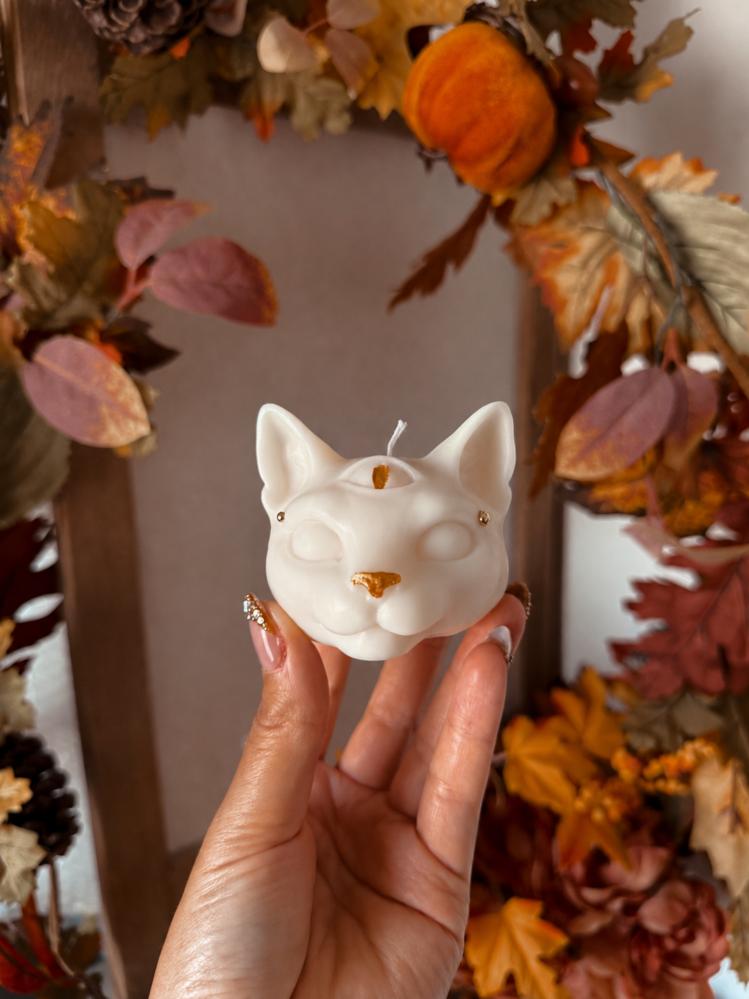 Bougie sphinx coloris au choix senteur Automne gourmand