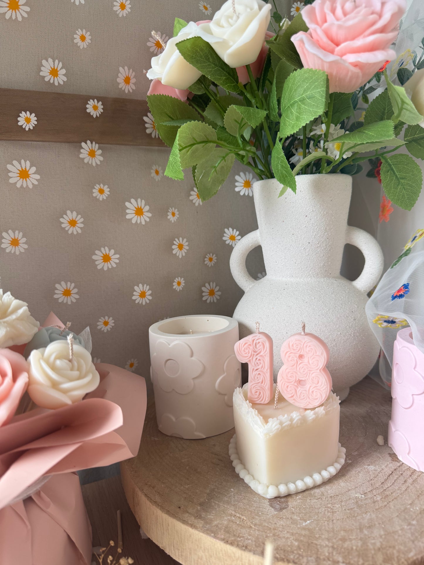 Bougie anniversaire personalisable Love cake