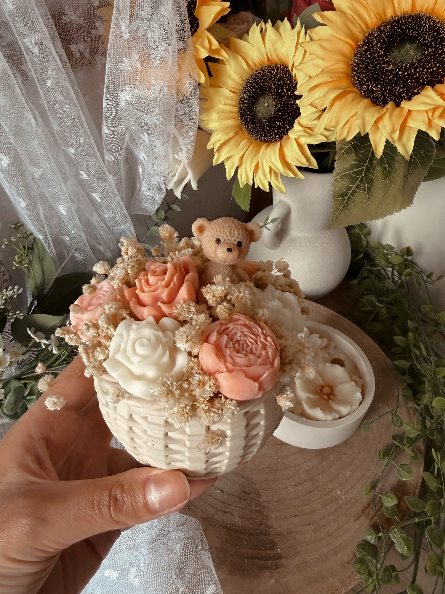 Bouquet de fondants parfumés panier fait main en jesmonite senteur gaufre