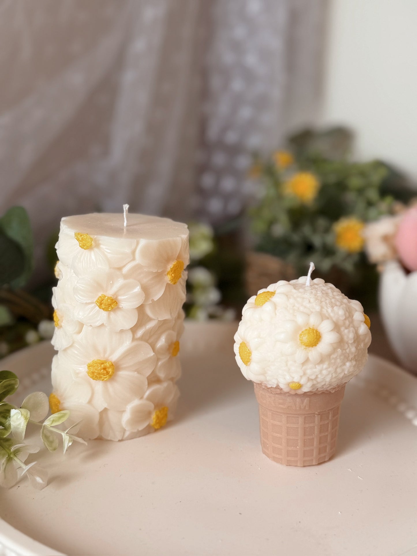 Bougie Cylindre marguerites senteur au choix