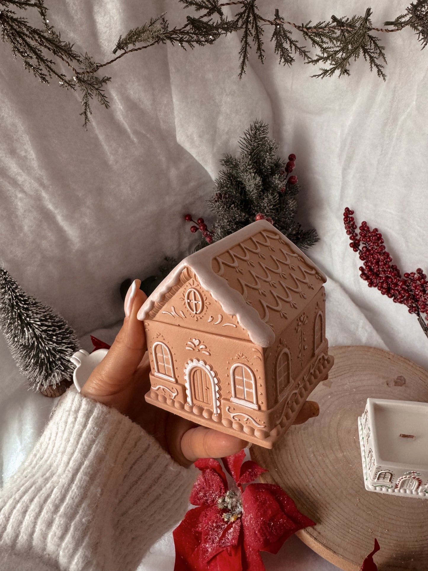 Bougie maison de pain d’épice  fait main en jesmonite coloris et senteur au choix