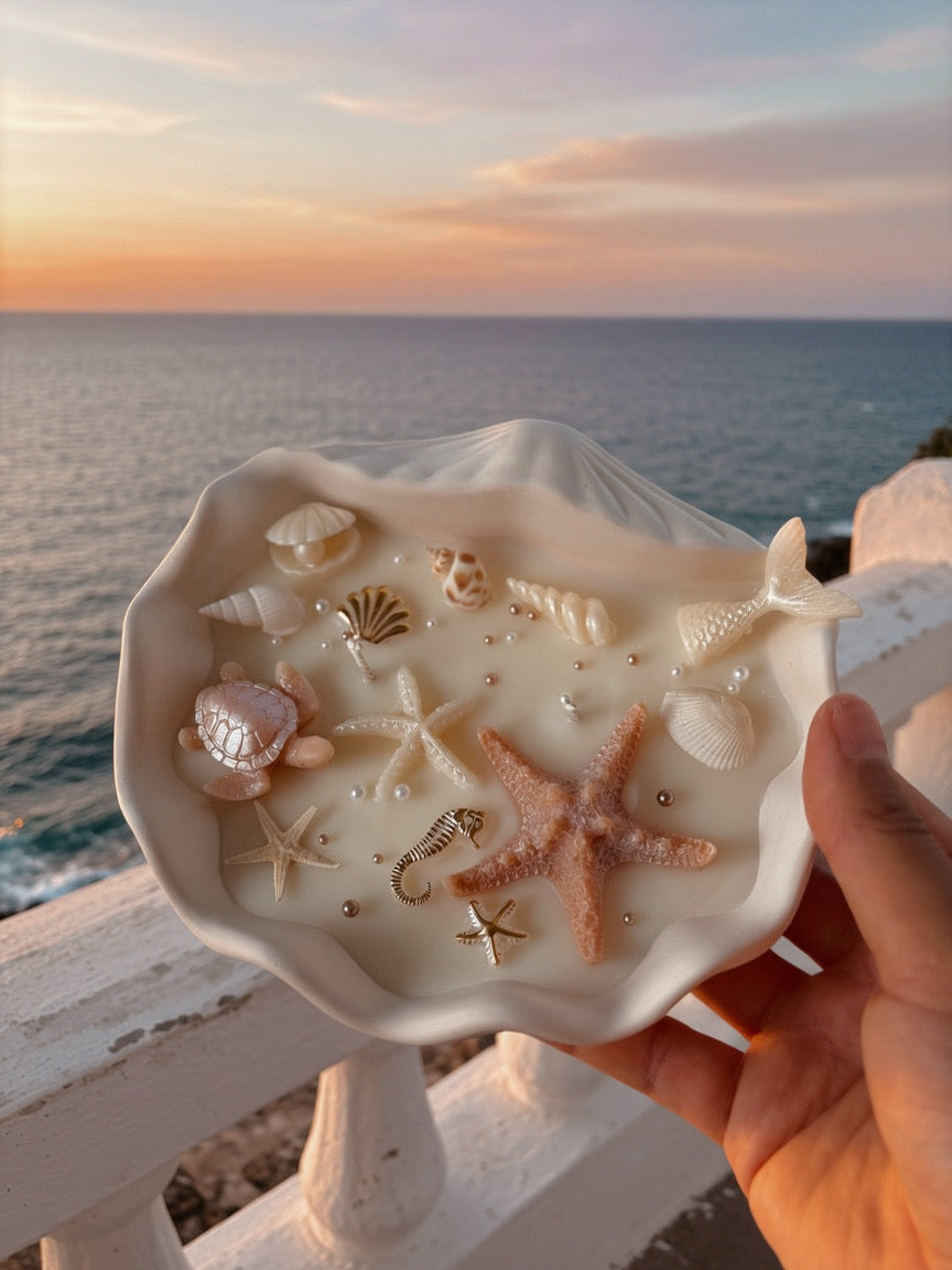 Bougie Clamshell fait main en jesmonite et cire d’olive, senteur au choix