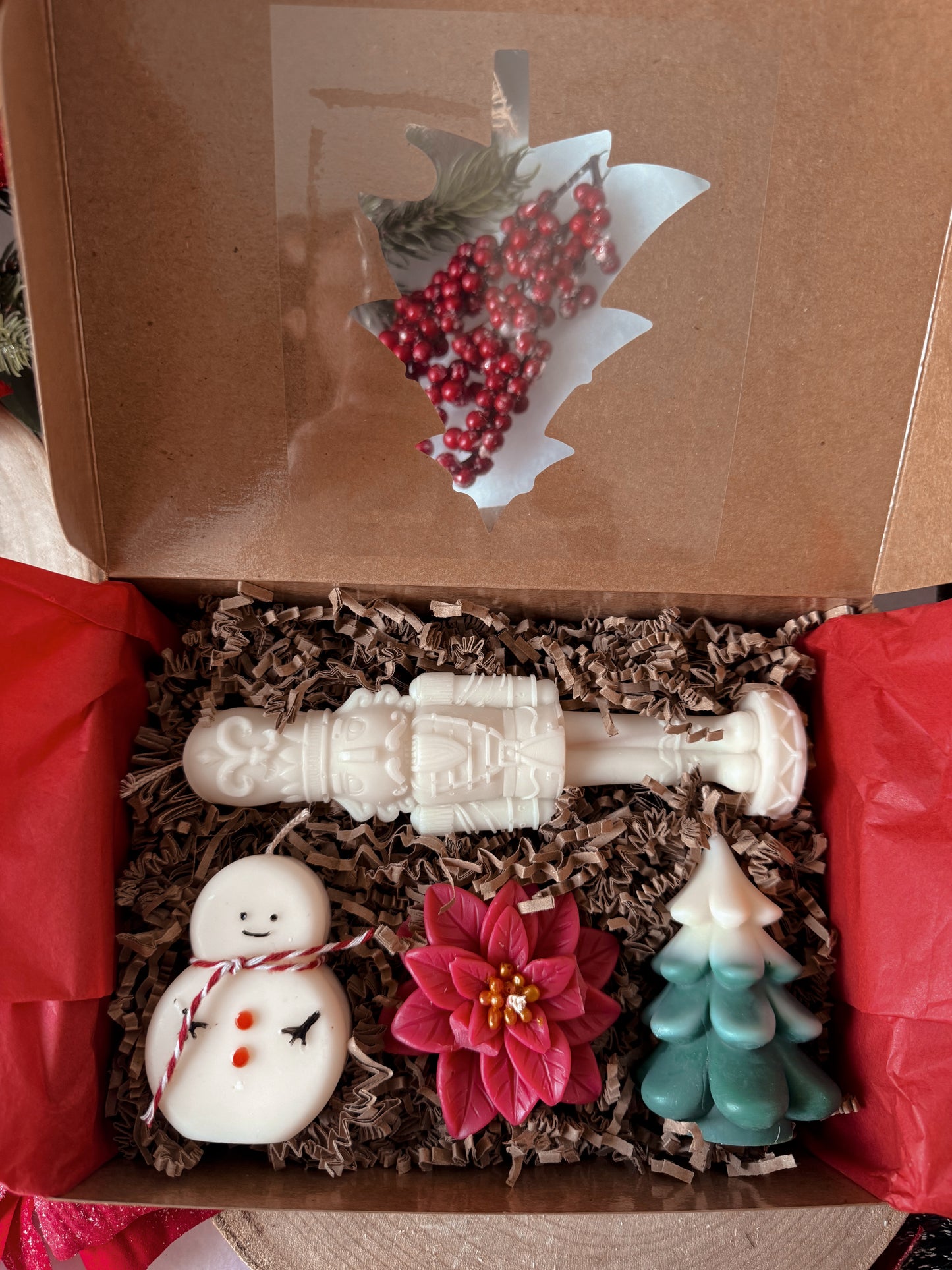 coffret de noël taille M senteur nougat crémeux et sapin de Noël