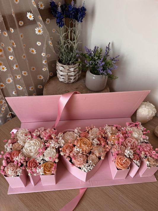 Enorme coffret bouquet MOM parfum rose explosive