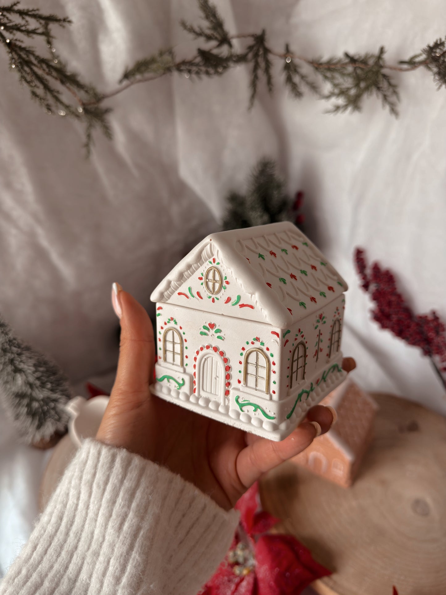 Bougie maison de pain d’épice  fait main en jesmonite coloris et senteur au choix