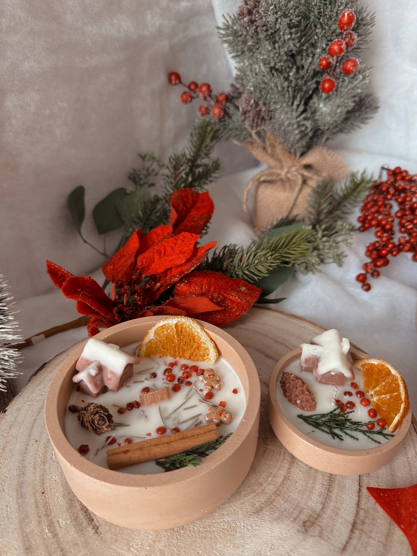 Bougie édition limitée Noël traditionnel modèle petit parfum pomme cannelle