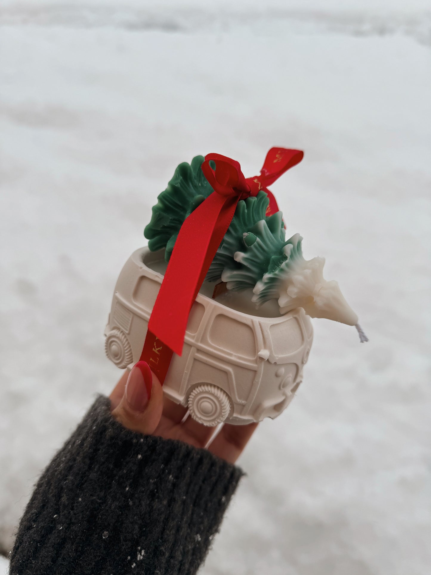 Duo bougie Van et son sapin enneigé