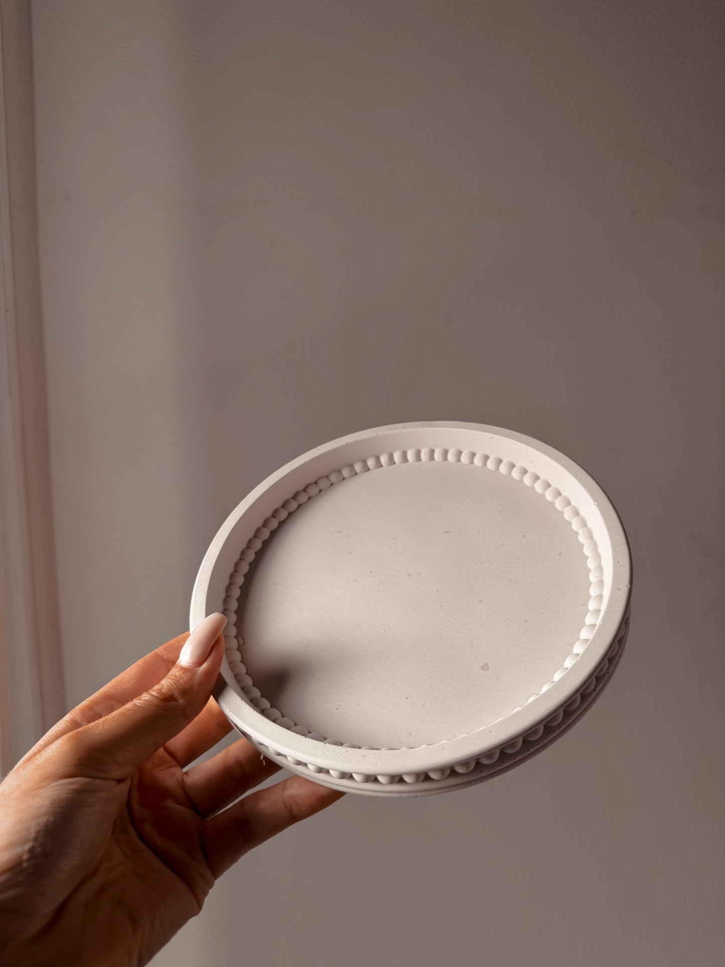 Plateau Angelica fait main en jesmonite