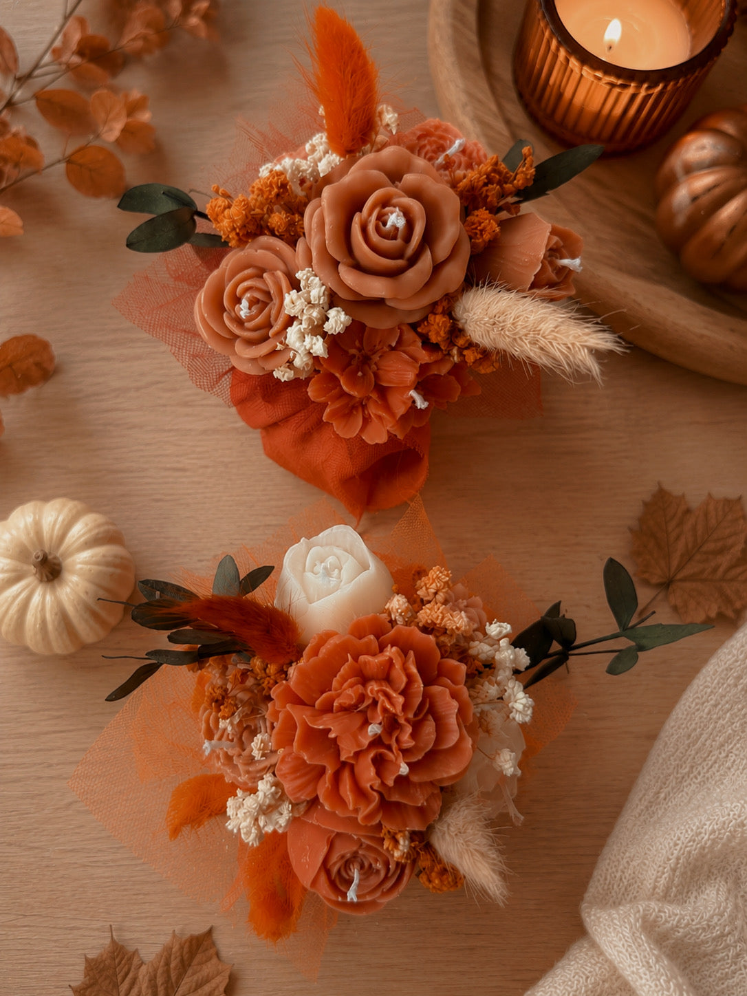 Bouquet Pot en jesmonite rayé édition limité automne fait main coloris au choix fleurs en cire senteurs automne gourmand