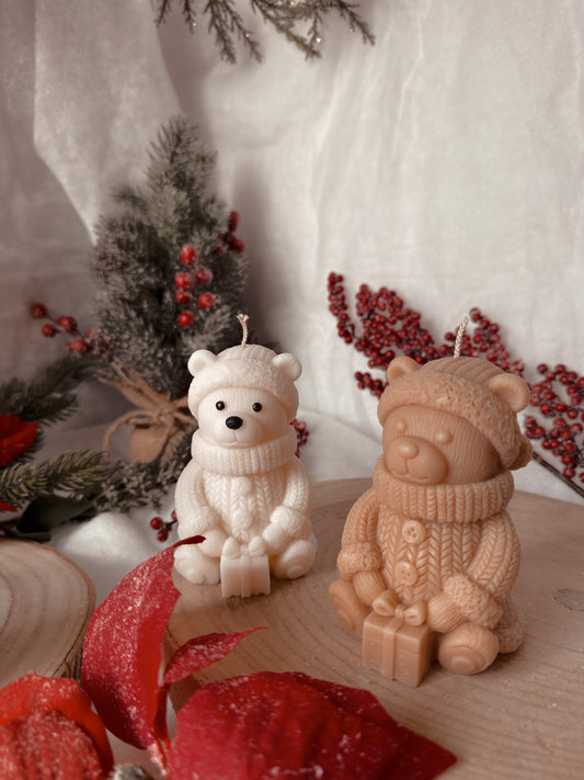 Bougie nounours tricot fait main en cire d’olive coloris au choix