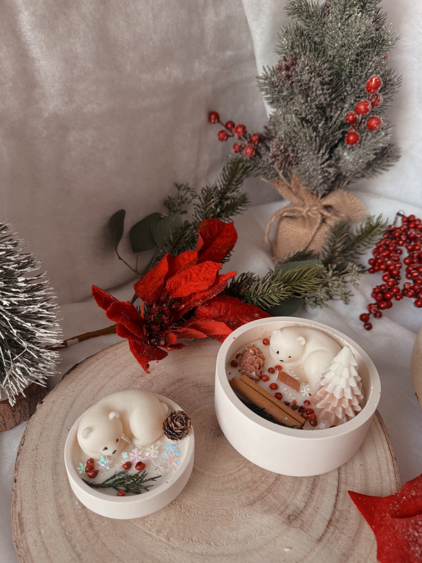 Bougie édition limitée Noël épuré modèle moyen parfum nougat crémeux