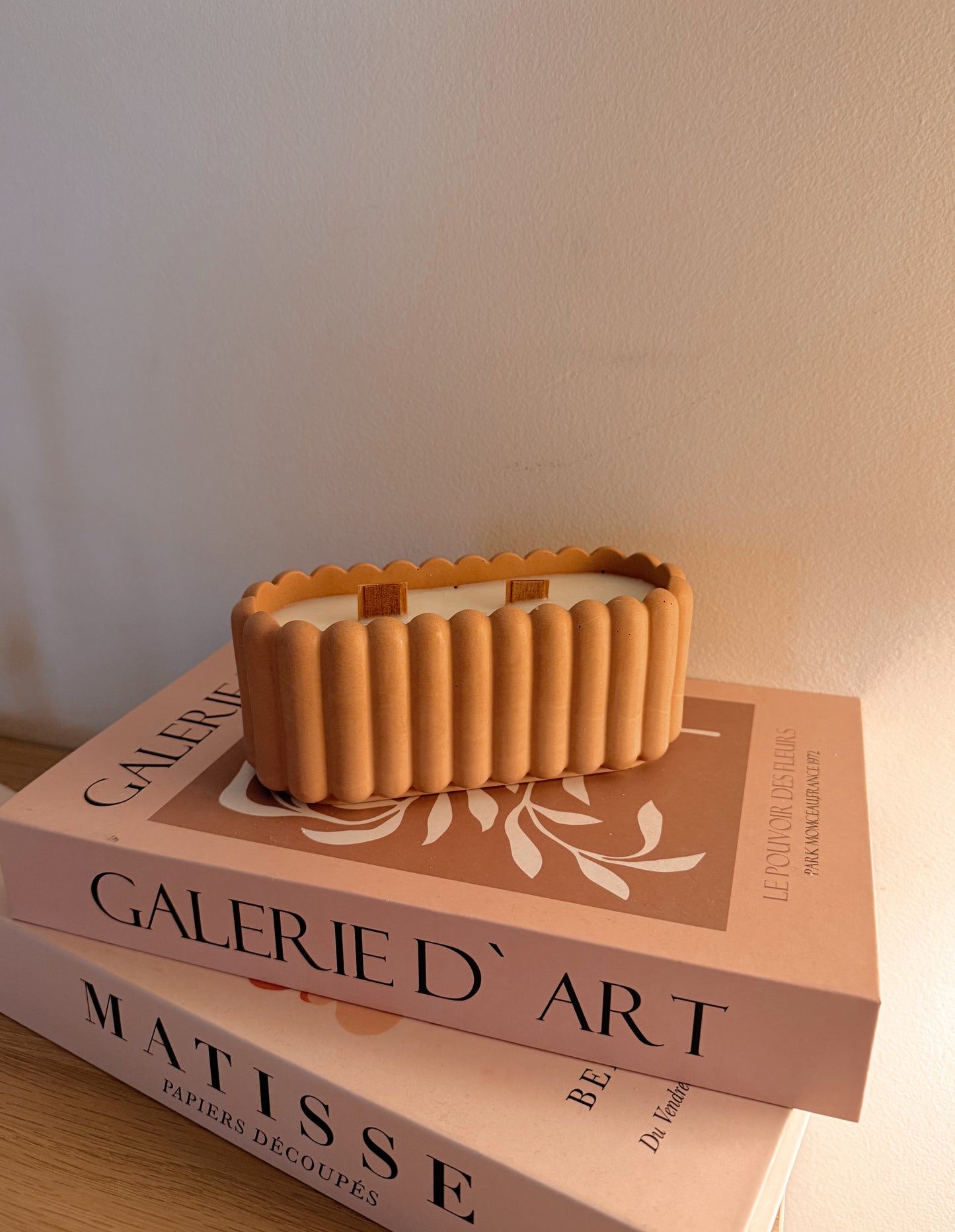 Bougie boudoir fait main en jesmonite coloris et senteur au choix