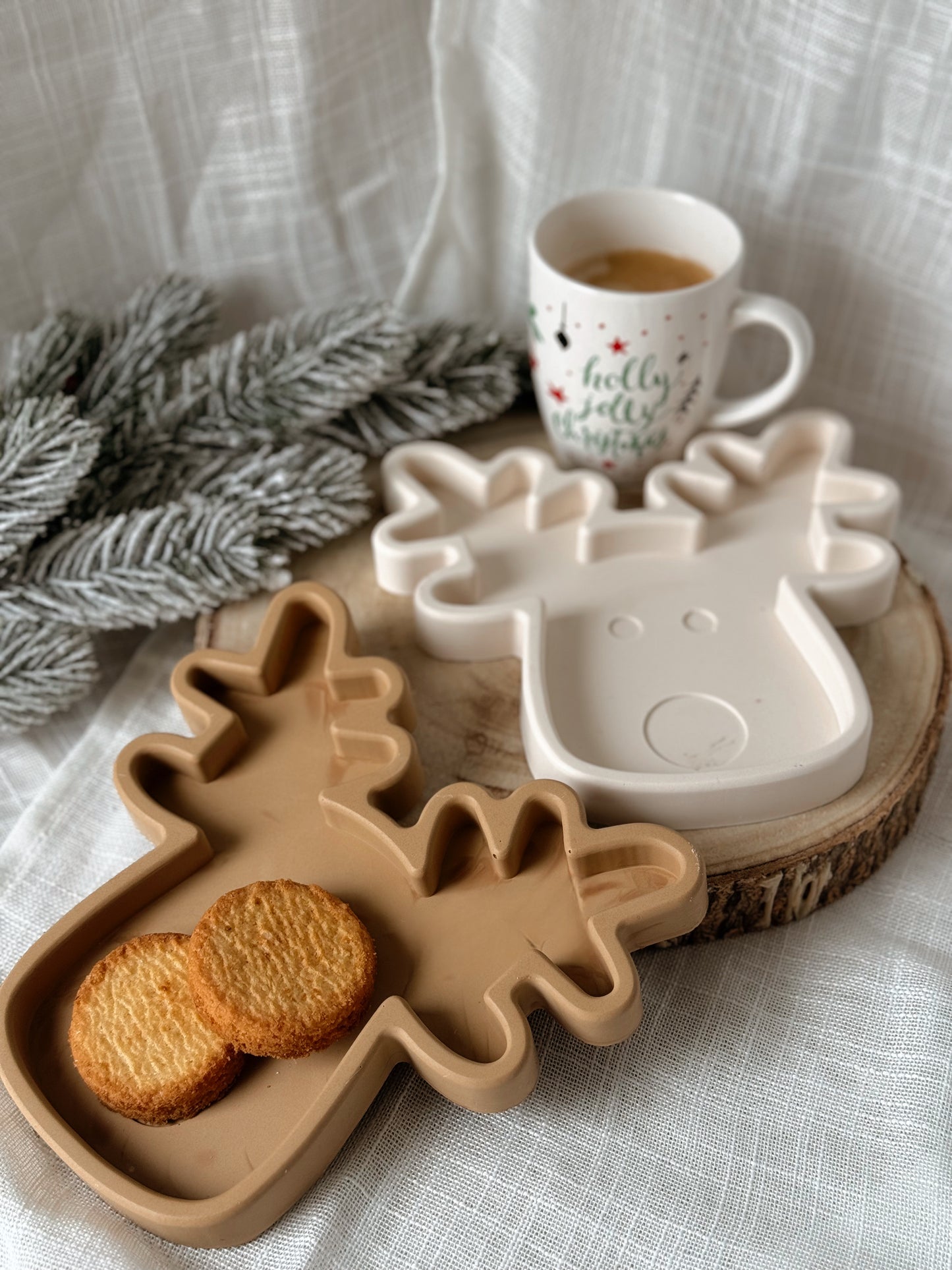 Plateau Renne de Noël fait main en jesmonite