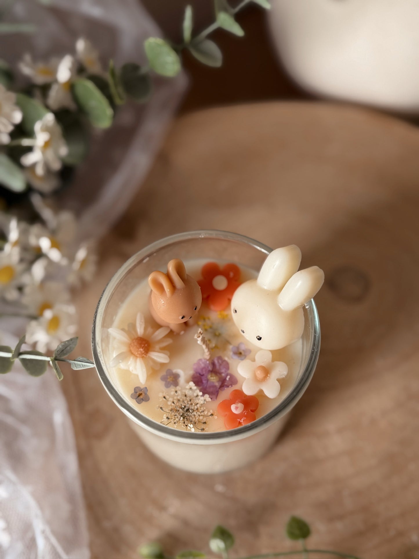 Bougie en verre Pâques multicolore senteur coquelicot