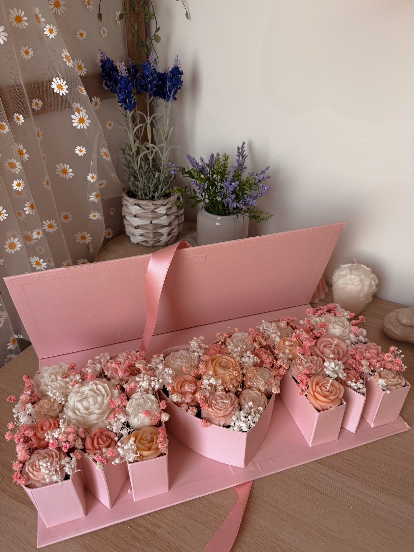 Enorme coffret bouquet MOM parfum rose explosive