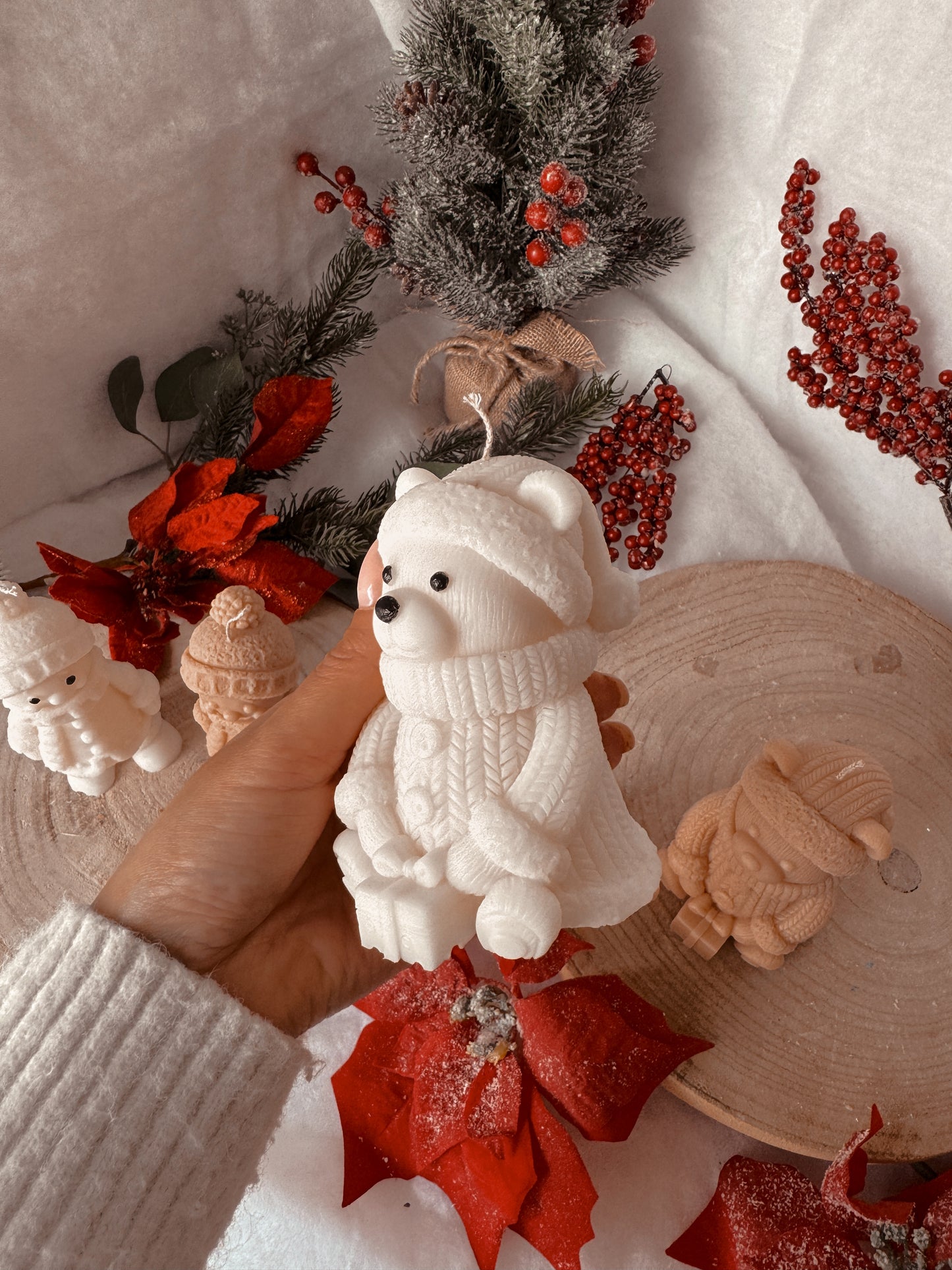 Bougie nounours tricot fait main en cire d’olive coloris au choix