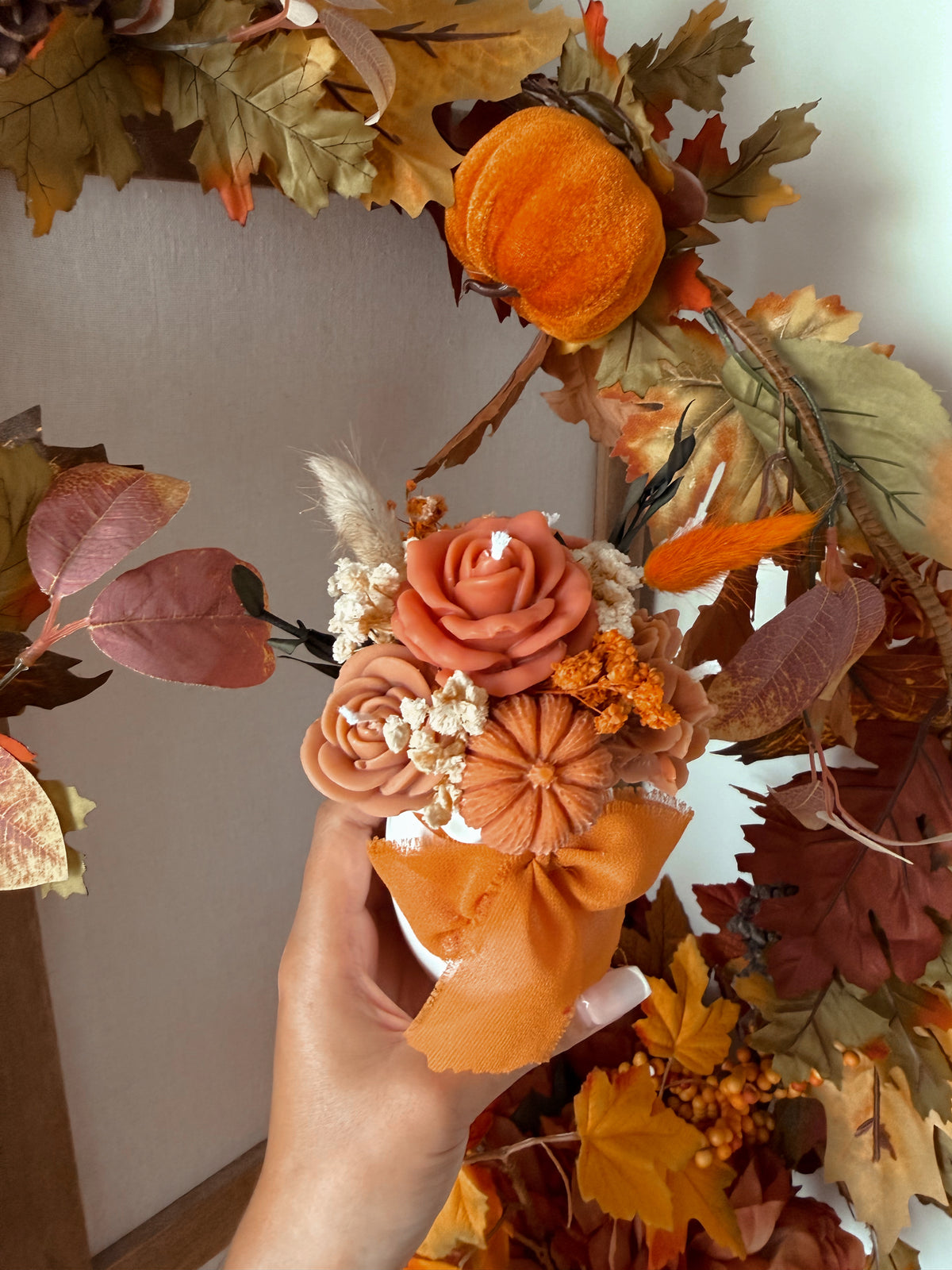Bouquet vase en jesmonite 2 tailles aux choix édition limité automne fait main fleurs en cire senteurs automne gourmand