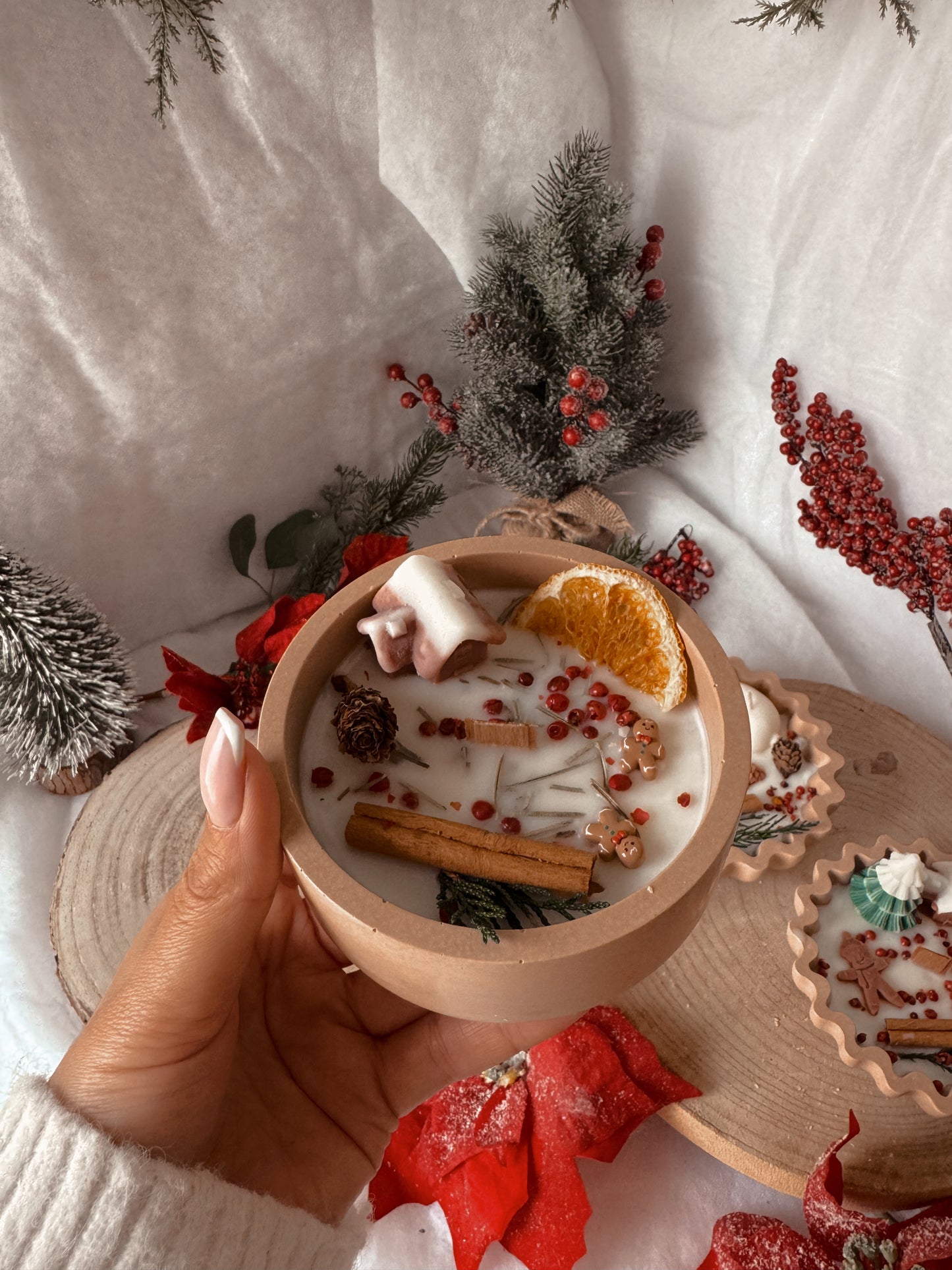 Bougie édition limitée Noël traditionnel modèle moyen parfum pomme cannelle