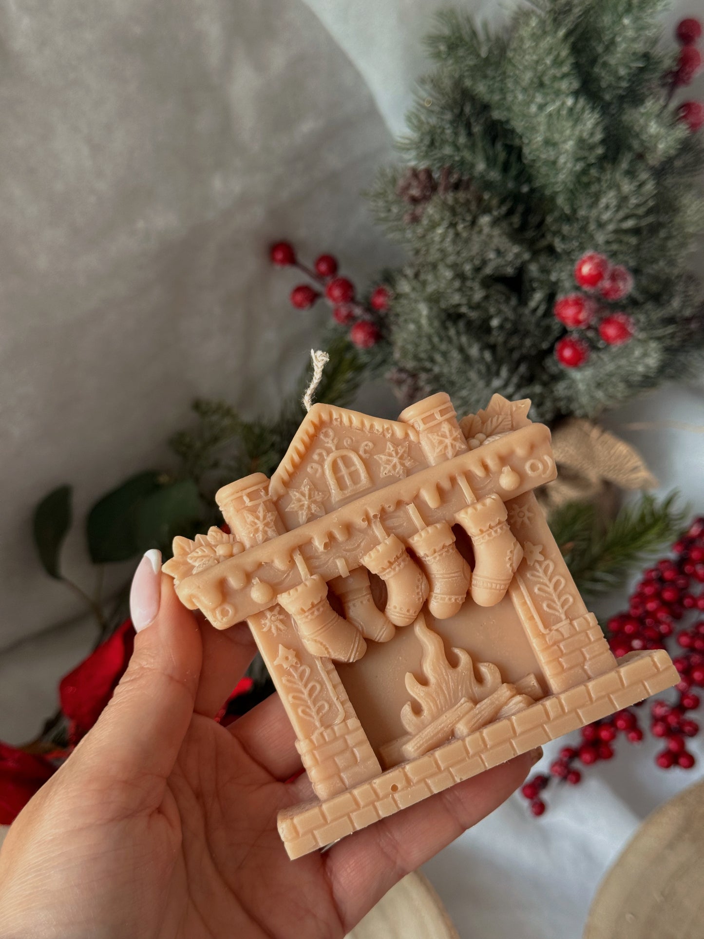 Bougie cheminées de Noël fait main en cire d’olive coloris et senteur au choix