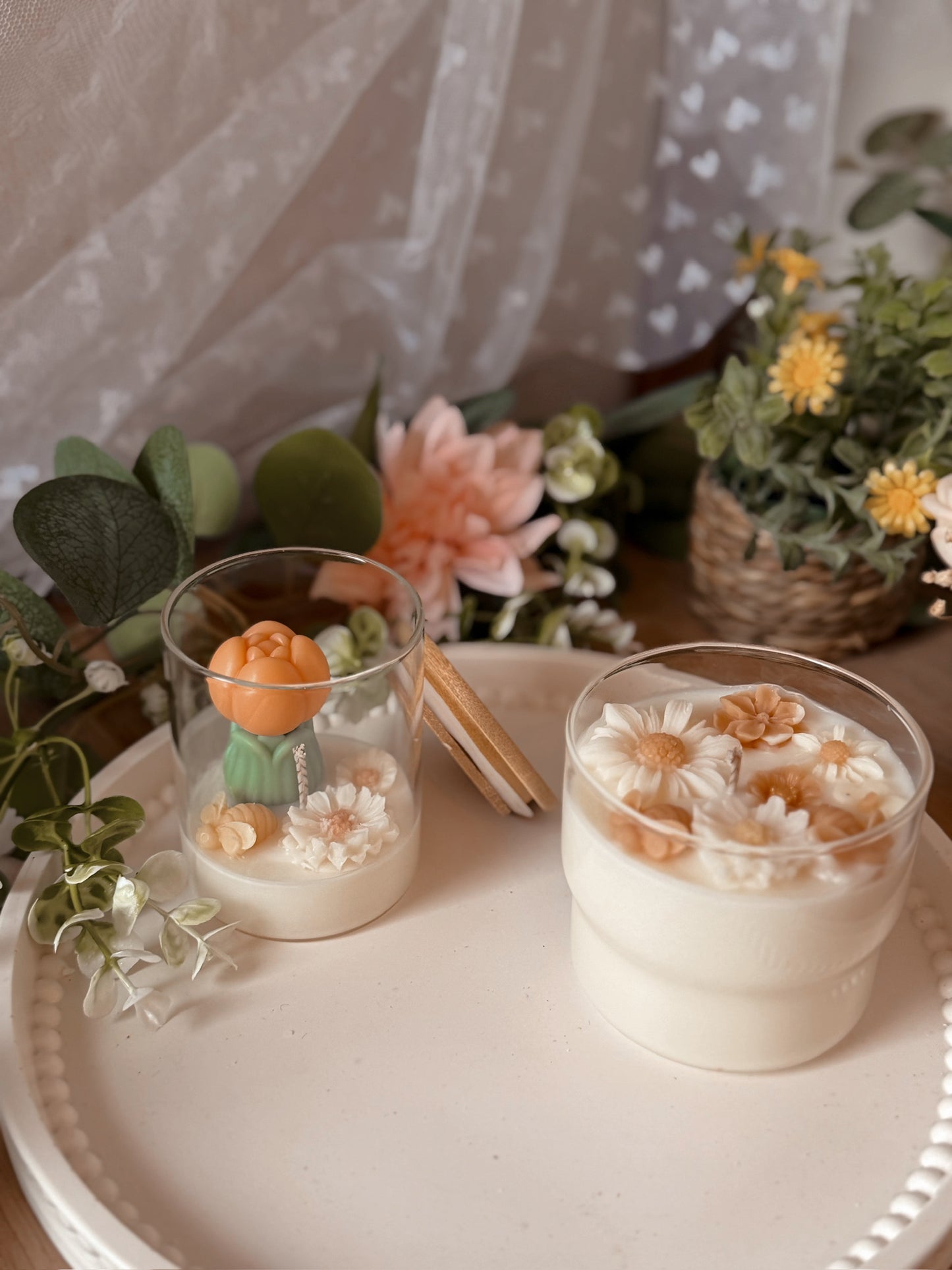 Bougie édition Printemps en verre modèle moyen senteur évasion fruité