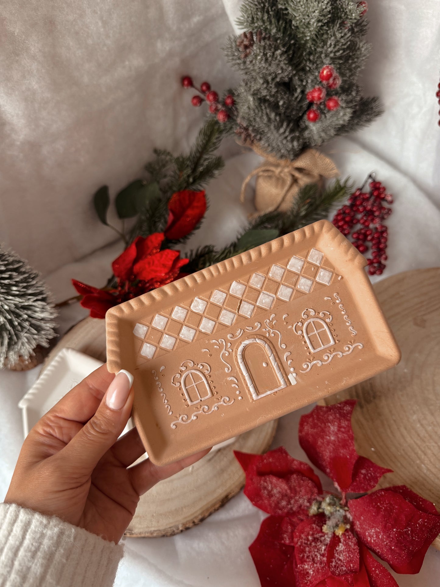 Plateau maisons de pain d’épices terracota  fait main en jesmonite modèle au choix