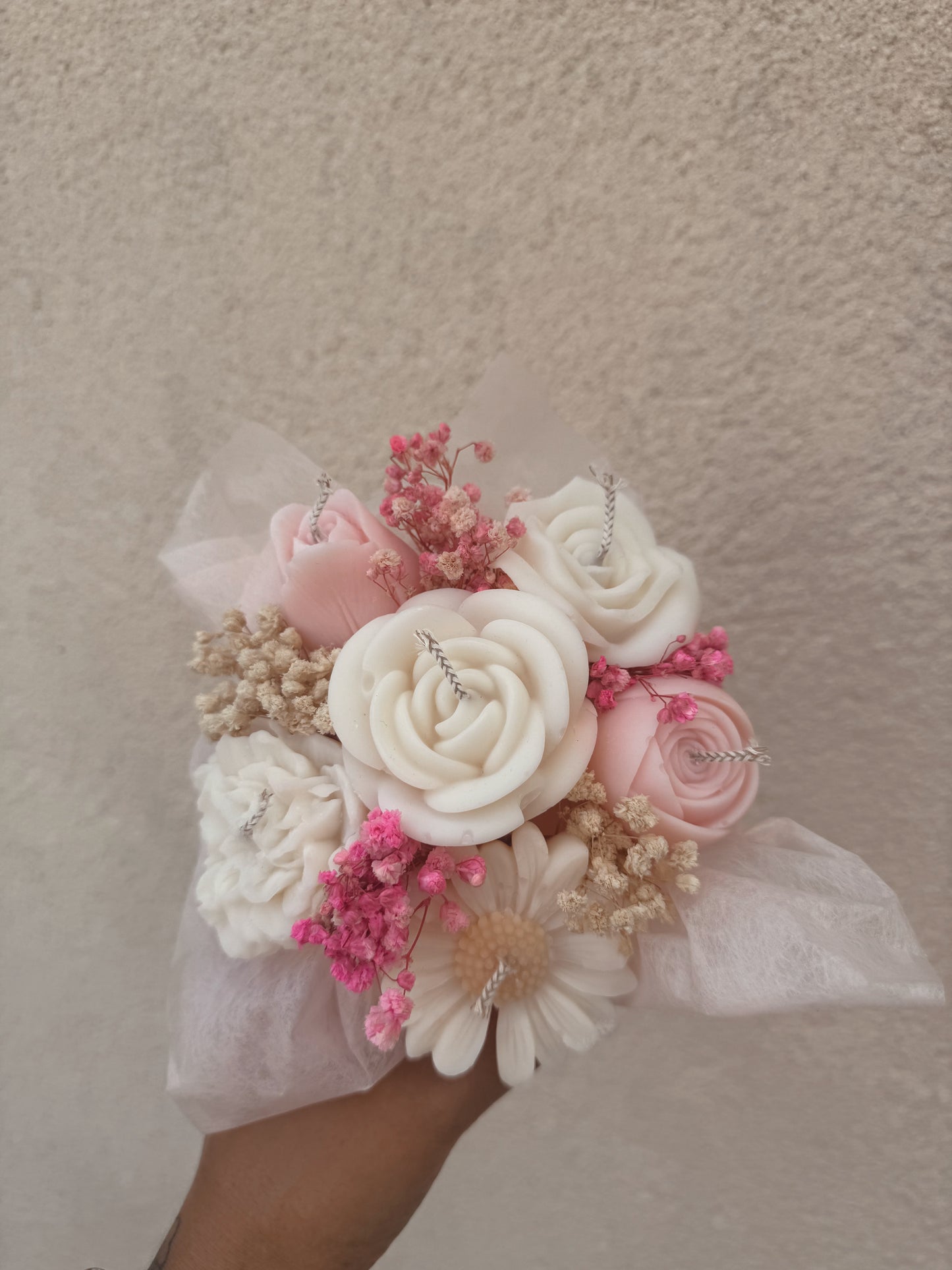Bouquet modèle moyen blanc et rose parfum rose explosive