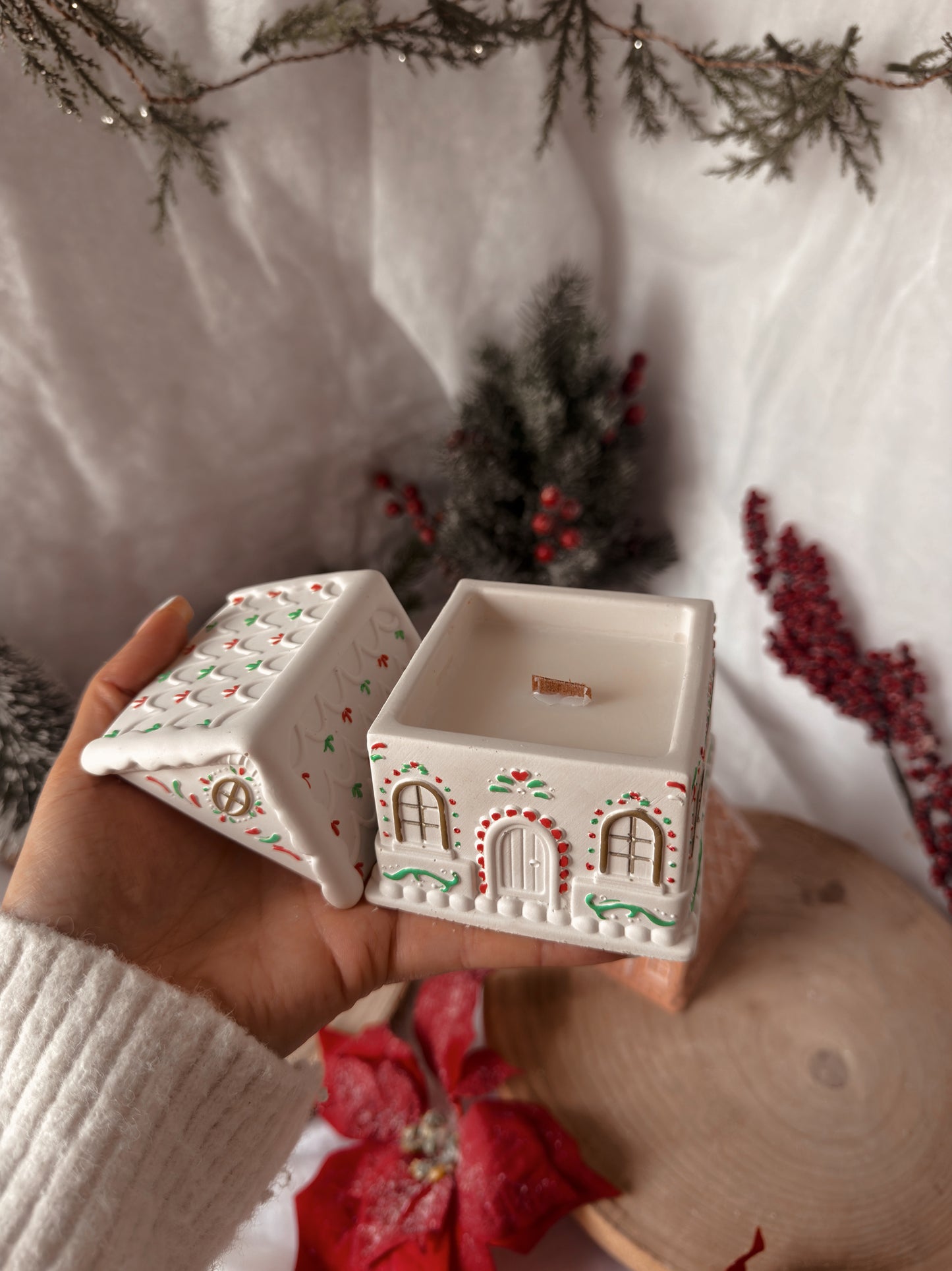 Bougie maison de pain d’épice  fait main en jesmonite coloris et senteur au choix