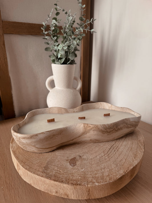 énorme Bougie pot fait main en jesmonite asymétrique marbré beige