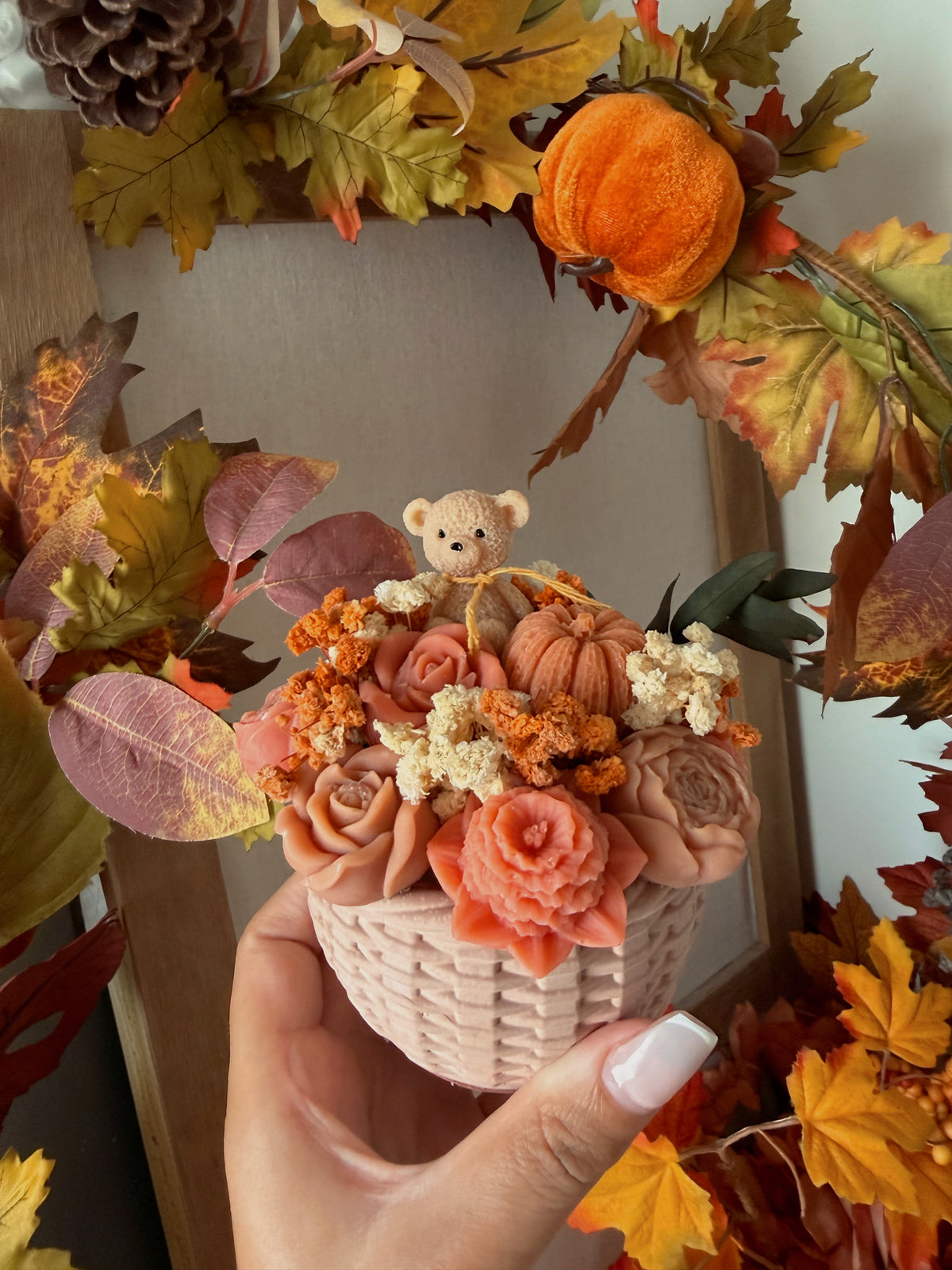 Bouquet de fondants parfumés édition automne panier fait main en jesmonite senteur automne gourmand
