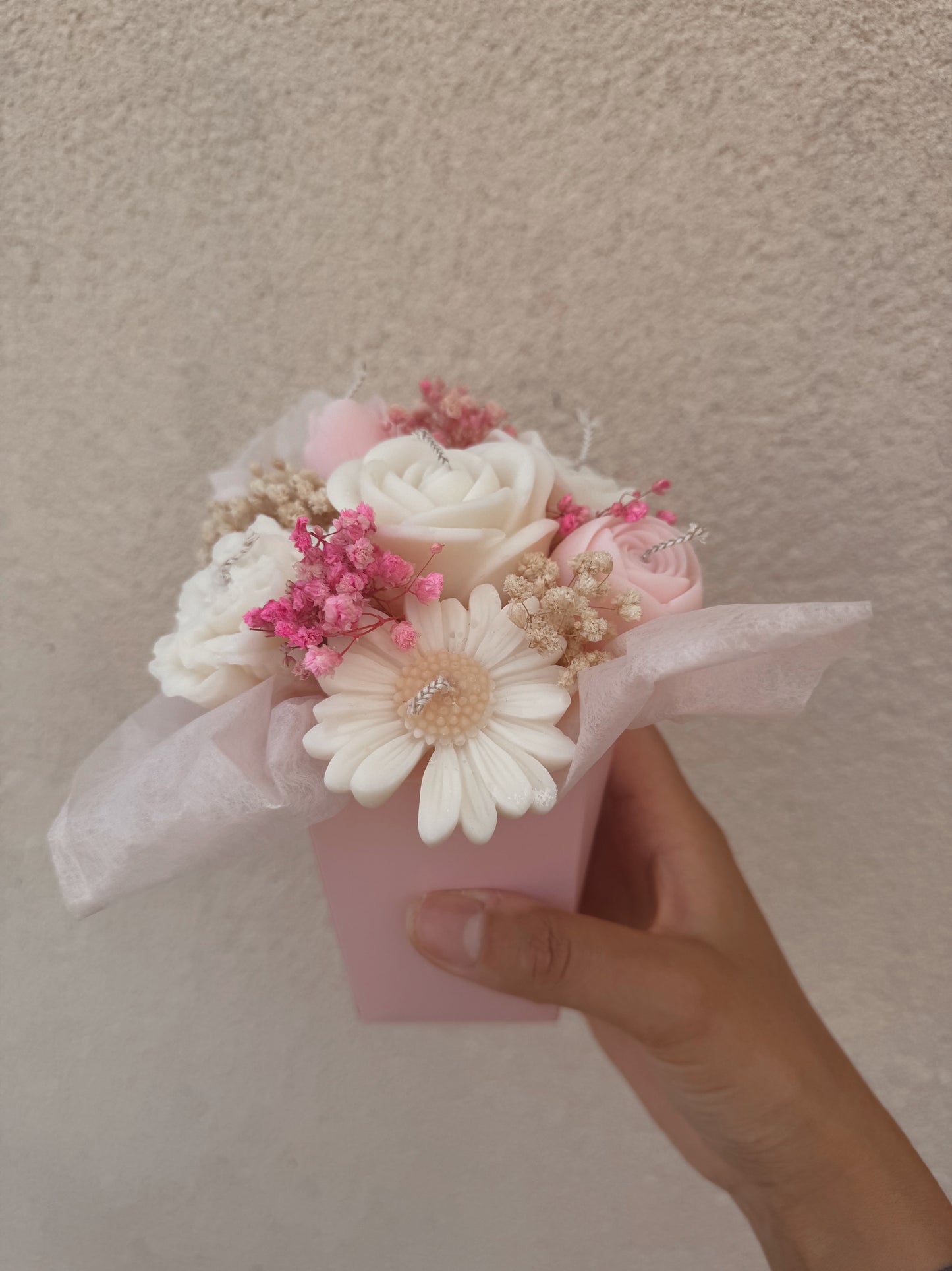 Bouquet modèle moyen blanc et rose parfum rose explosive