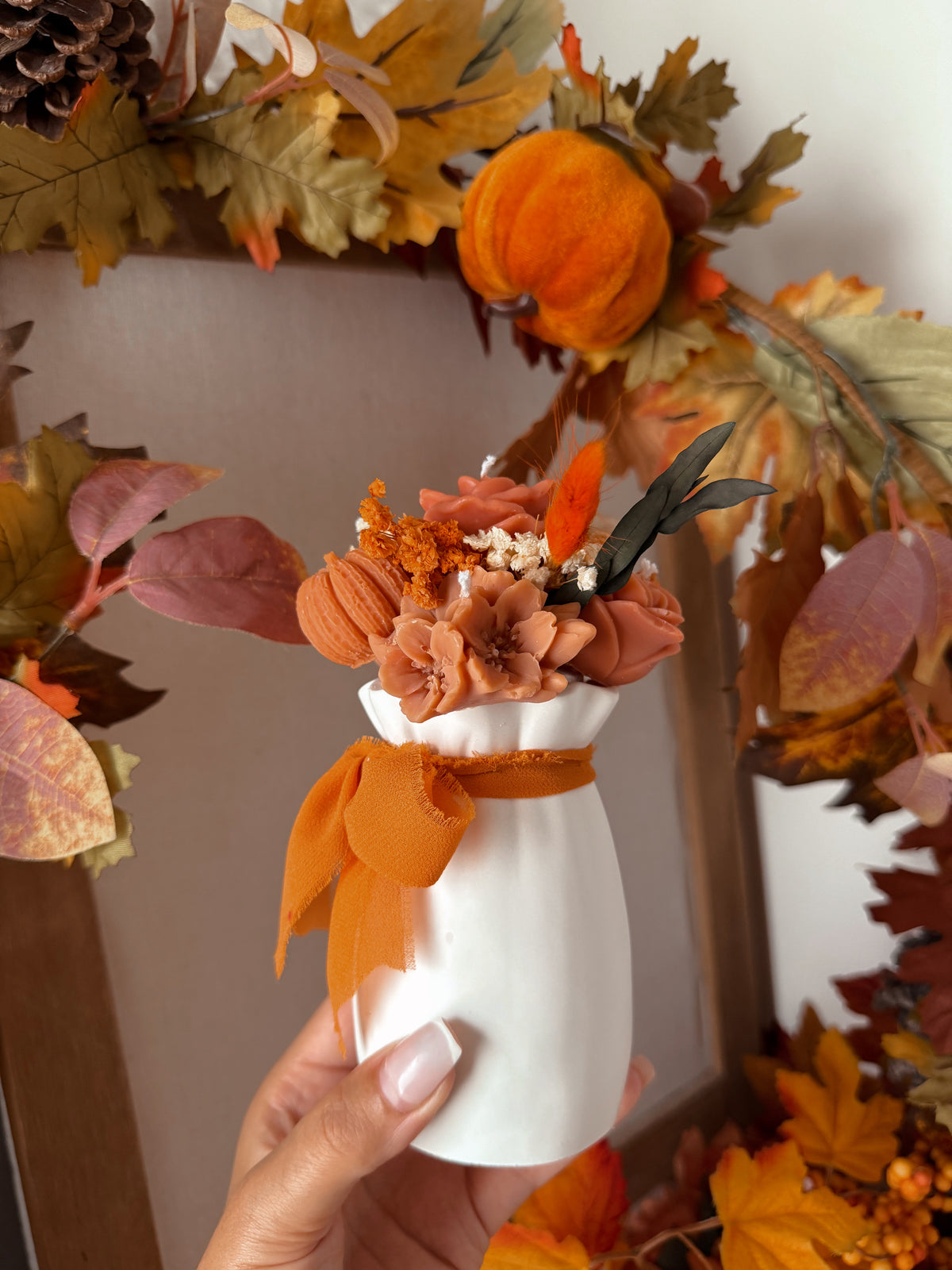Bouquet vase en jesmonite 2 tailles aux choix édition limité automne fait main fleurs en cire senteurs automne gourmand