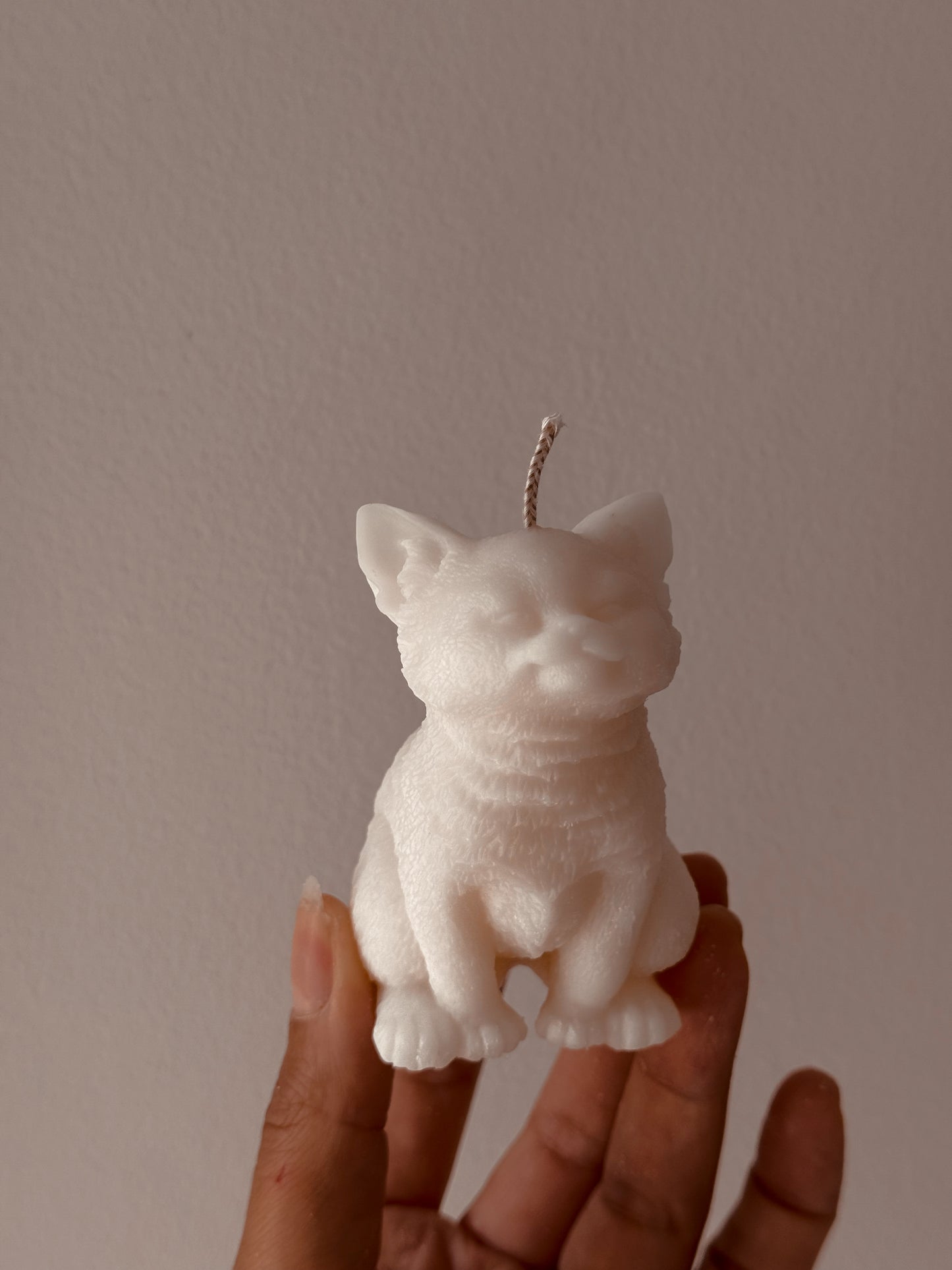 Bougie chaton assis taille et couleur au choix senteur vanille
